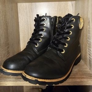 Kendal leather waterproof winter boots